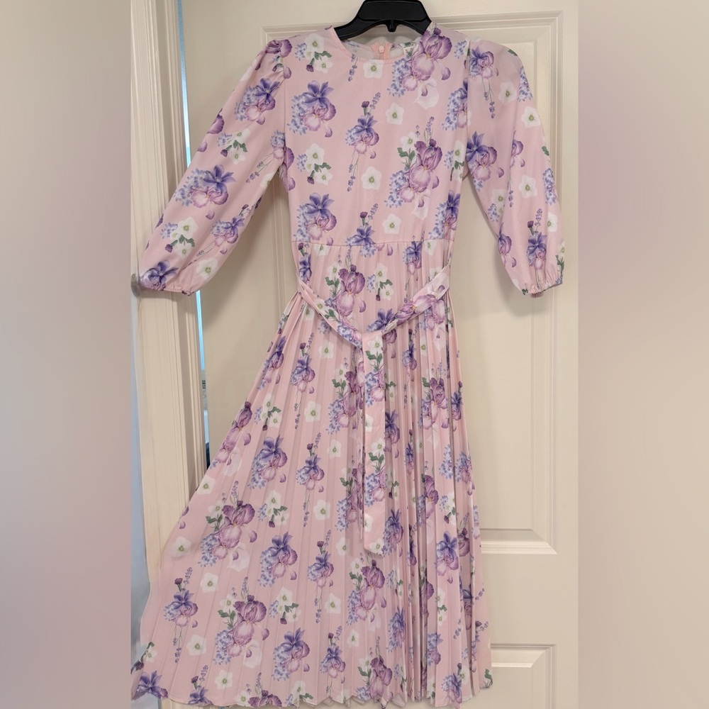 SHEIN Girls 1 PC Allover 
Floral Pleated Dress size 11-12 y